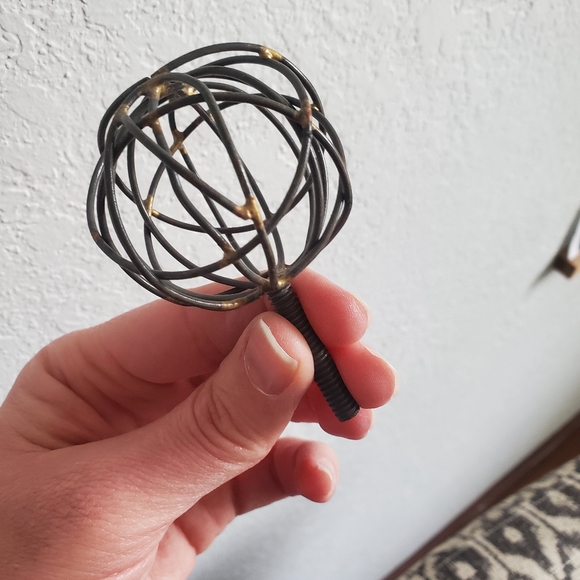 West Elm curtain rod finials x4 - Picture 3 of 5